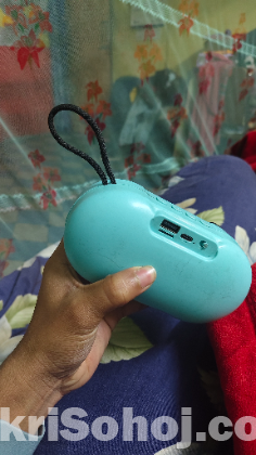 Symphony bluetooth speaker